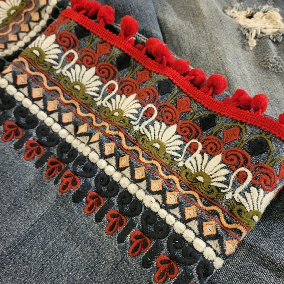 Pilcro & The Letterpress Anthropologie Jeans Embroidered Embellishments Cuff 30 - Picture 3 of 10